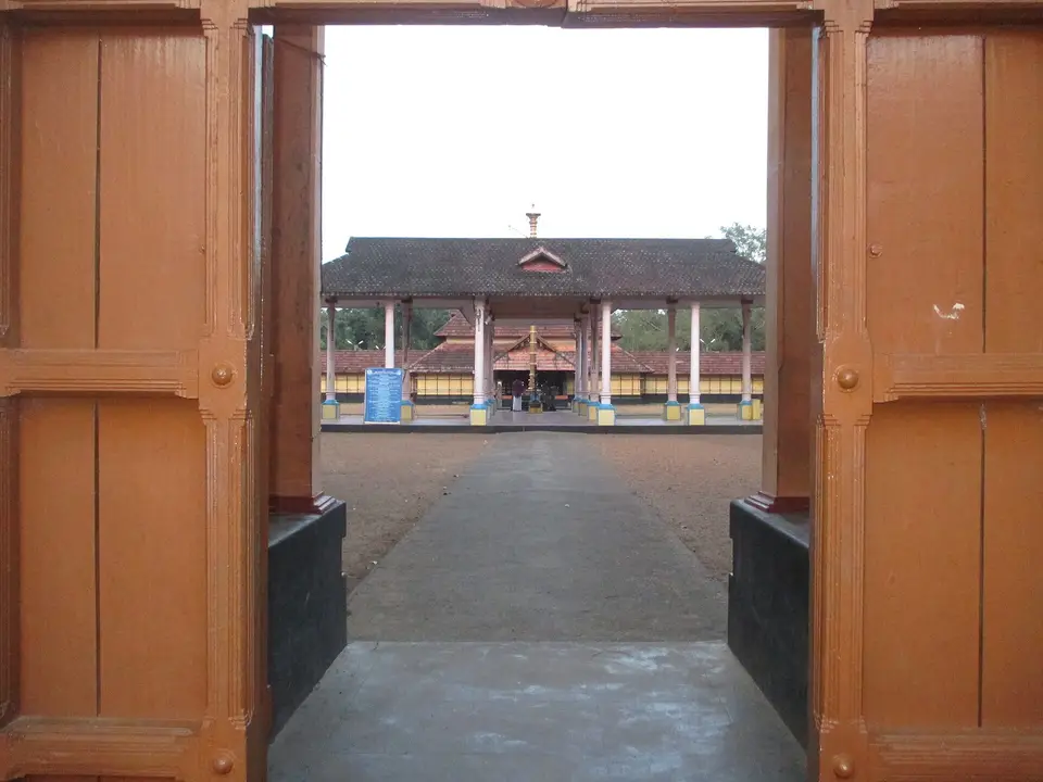 Thiruvanvandoor Mahavishnu Temple